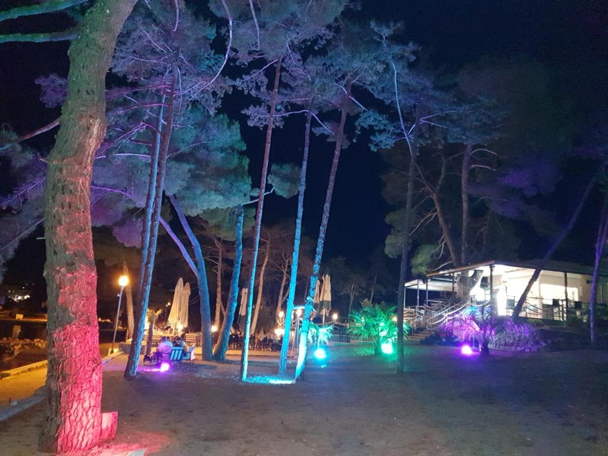 Apartments Mare & Mons Deluxe マリンスカ エクステリア 写真