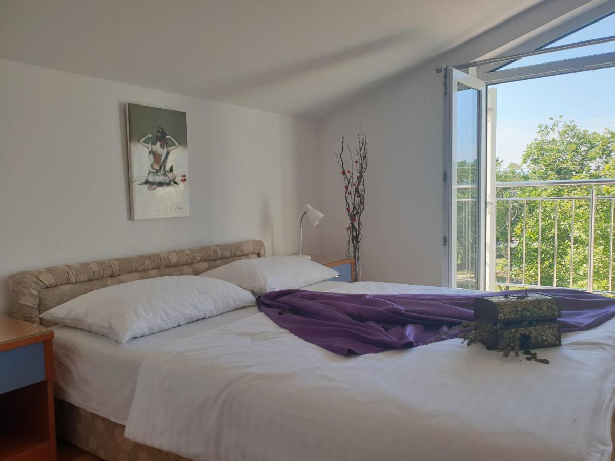 Apartments Mare & Mons Deluxe マリンスカ エクステリア 写真