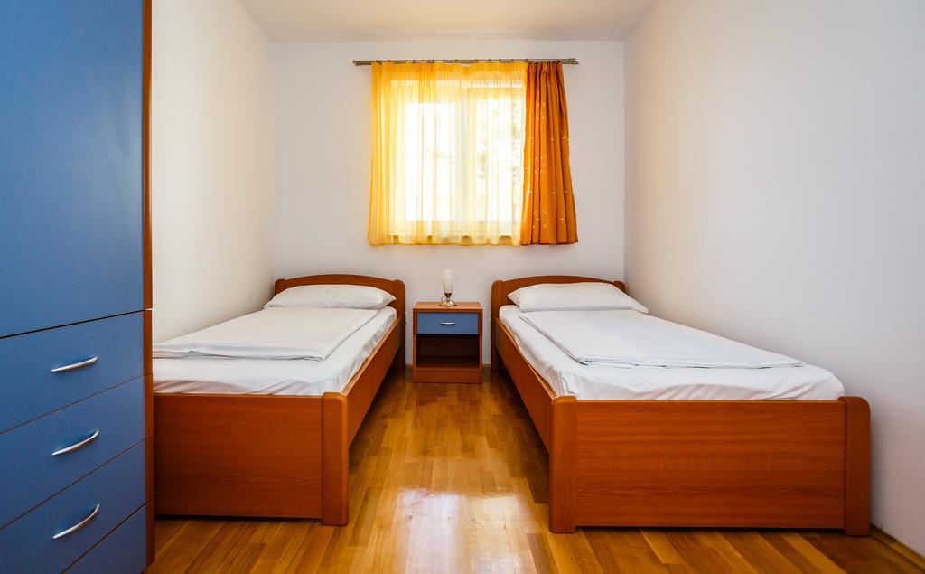 Apartments Mare & Mons Deluxe マリンスカ エクステリア 写真