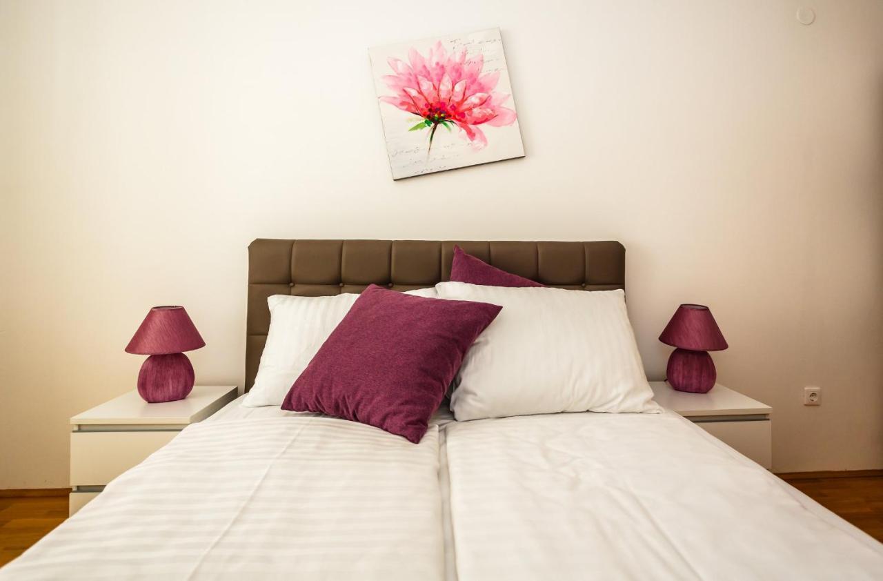 Apartments Mare & Mons Deluxe マリンスカ エクステリア 写真
